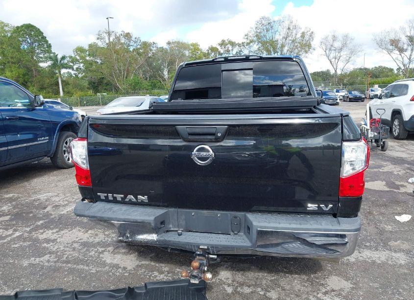 Photo 16 of 2017 Nissan Titan SV (VIN 1N6AA1EK5HN554275)