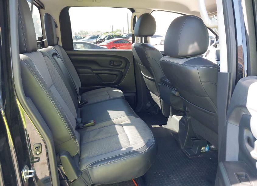 Photo 8 of 2017 Nissan Titan S (VIN 1N6AA1EK6HN571926)