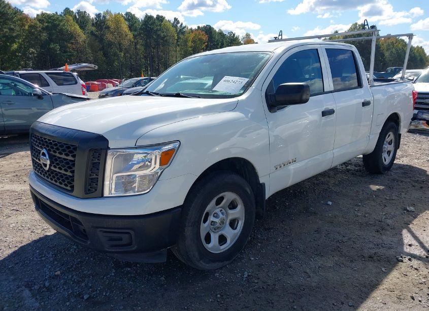 Photo 2 of 2018 Nissan Titan S (VIN 1N6AA1EK6JN544036)