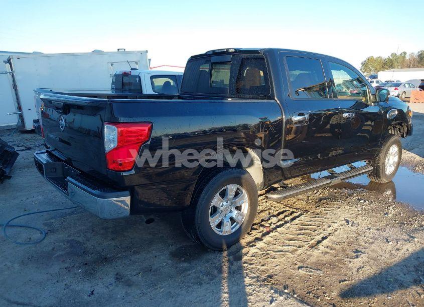 Photo 4 of 2017 Nissan Titan SV (VIN 1N6AA1EK9HN558913)