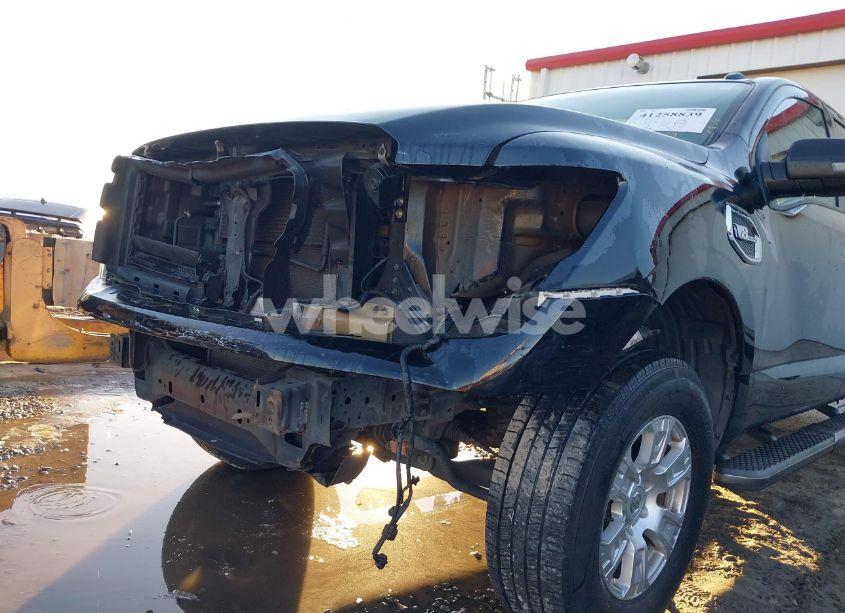 Photo 6 of 2017 Nissan Titan SV (VIN 1N6AA1EK9HN558913)