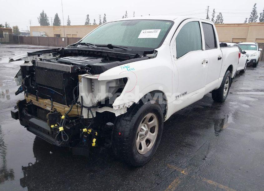 Photo 2 of 2017 Nissan Titan S (VIN 1N6AA1EKXHN558631)