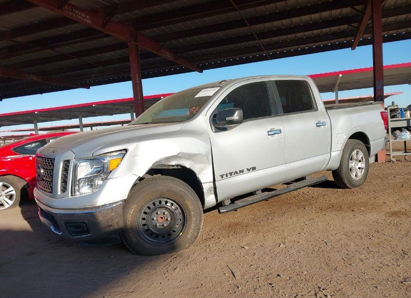 Photo 2 of 2019 Nissan Titan SV (VIN 1N6AA1EKXKN512790)