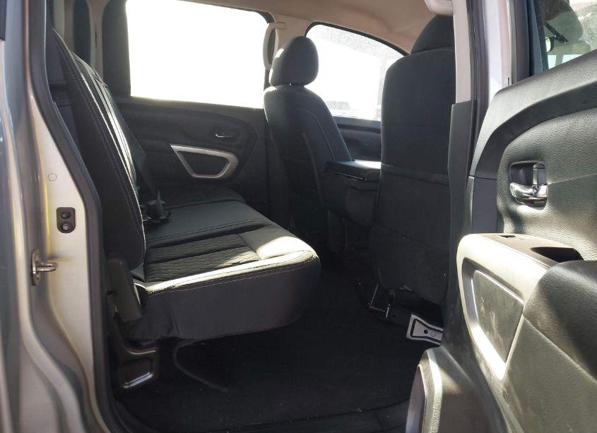 Photo 8 of 2019 Nissan Titan SV (VIN 1N6AA1EKXKN512790)