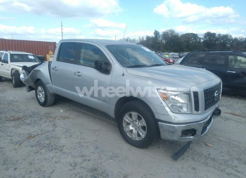 2019 Nissan Titan SV (VIN 1N6AA1EKXKN516970) main photo