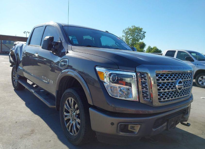 Photo 12 of 2018 Nissan Titan XD PLATINUM RESERVE GAS (VIN 1N6AA1F41JN530027)