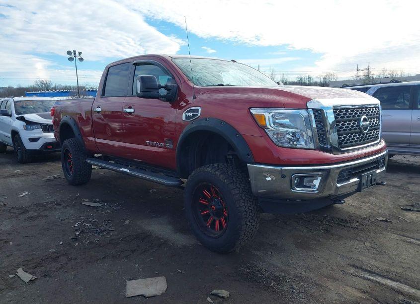 2018 Nissan Titan XD SV GAS (VIN 1N6AA1F44JN526909) main photo