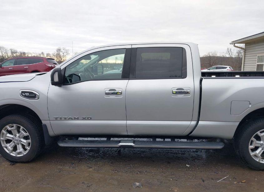 Photo 15 of 2016 Nissan Titan XD PLATINUM RESERVE GAS/PRO-4X GAS/S GAS/SL GAS/SV GAS (VIN 1N6AA1F45GN511232)