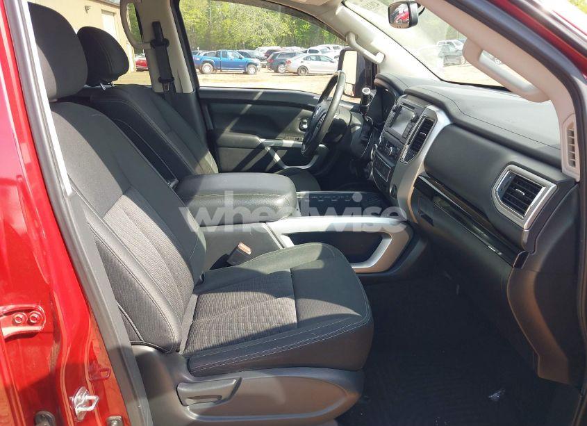 Photo 5 of 2019 Nissan Titan XD SV GAS (VIN 1N6AA1F45KN533014)