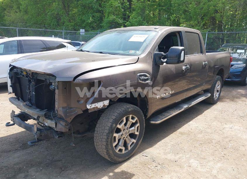 Photo 2 of 2018 Nissan Titan XD SV GAS (VIN 1N6AA1F49JN514304)