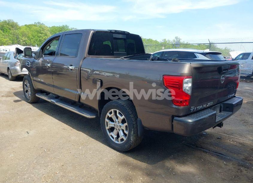 Photo 3 of 2018 Nissan Titan XD SV GAS (VIN 1N6AA1F49JN514304)