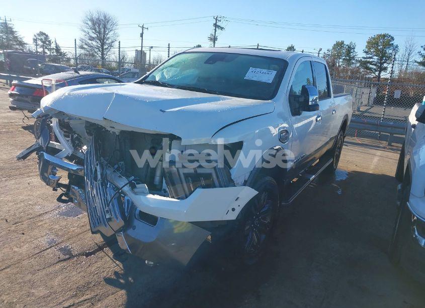 Photo 2 of 2023 Nissan Titan XD PLATINUM RESERVE 4X4 (VIN 1N6AA1FB2PN111269)
