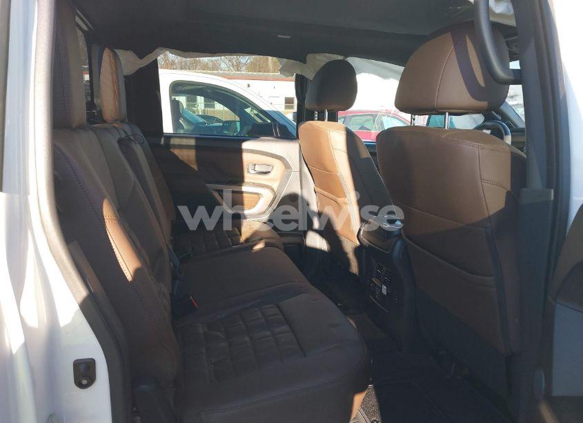 Photo 8 of 2023 Nissan Titan XD PLATINUM RESERVE 4X4 (VIN 1N6AA1FB2PN111269)