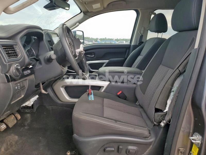 Photo 7 of 2024 NISSAN TITAN XD SV (VIN 1N6AA1FB2RN116782)