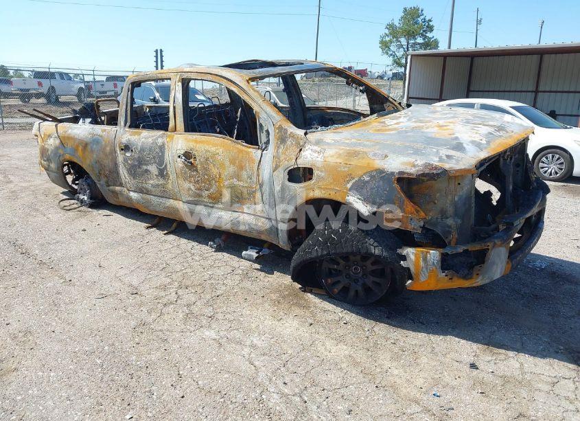 2020 Nissan Titan XD PRO-4X 4X4 (VIN 1N6AA1FB4LN507908) main photo