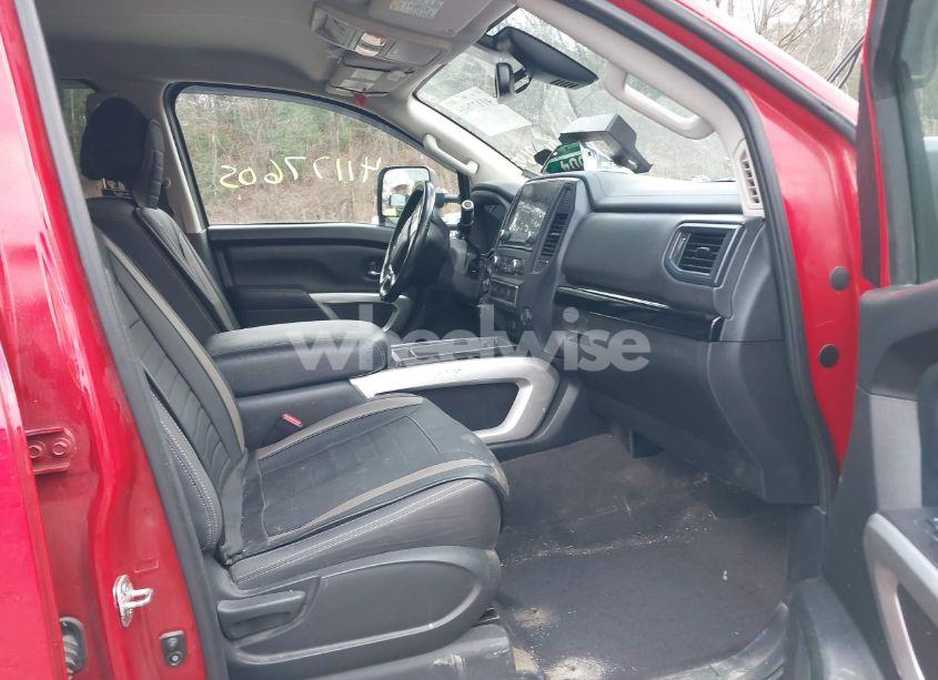 Photo 5 of 2022 Nissan Titan XD SV 4X4 (VIN 1N6AA1FB5NN103034)