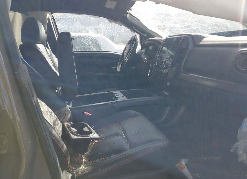 Photo 5 of 2024 Nissan Titan XD PRO-4X 4X4 (VIN 1N6AA1FB8RN106497)