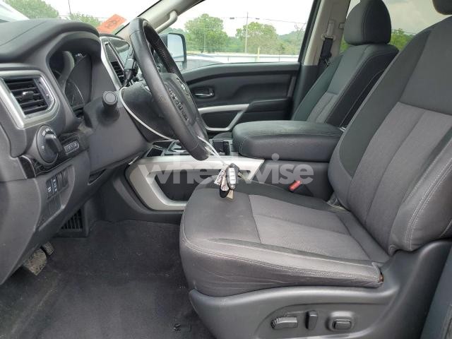 Photo 3 of 2021 NISSAN TITAN XD SV (VIN 1N6AA1FB9MN515679)