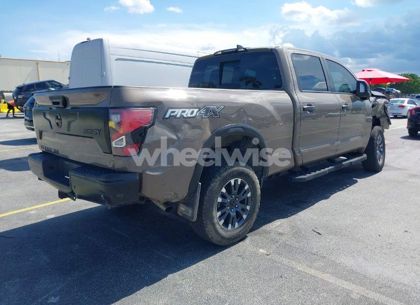 Photo 4 of 2022 Nissan Titan XD PRO-4X 4X4 (VIN 1N6AA1FBXNN100016)