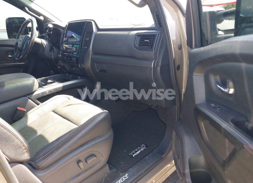 Photo 5 of 2022 Nissan Titan XD PRO-4X 4X4 (VIN 1N6AA1FBXNN100016)