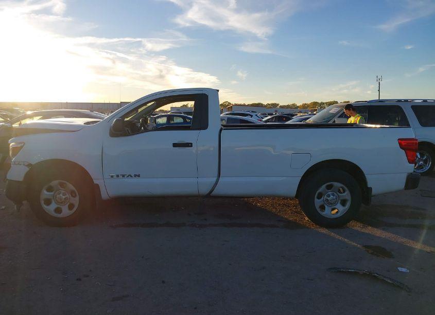 Photo 14 of 2017 Nissan Titan S (VIN 1N6AA1R70HN574309)