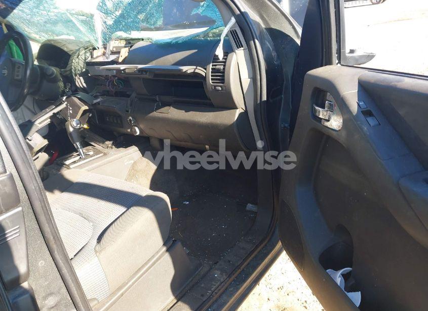 Photo 5 of 2005 Nissan Frontier NISMO OFF ROAD (VIN 1N6AD06U05C457607)