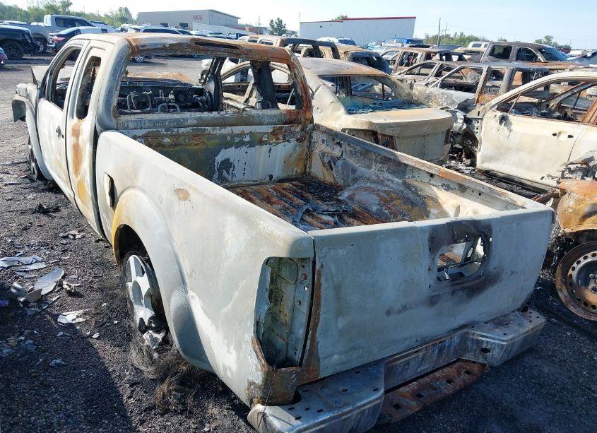 Photo 3 of 2005 Nissan Frontier SE (VIN 1N6AD06U25C457852)