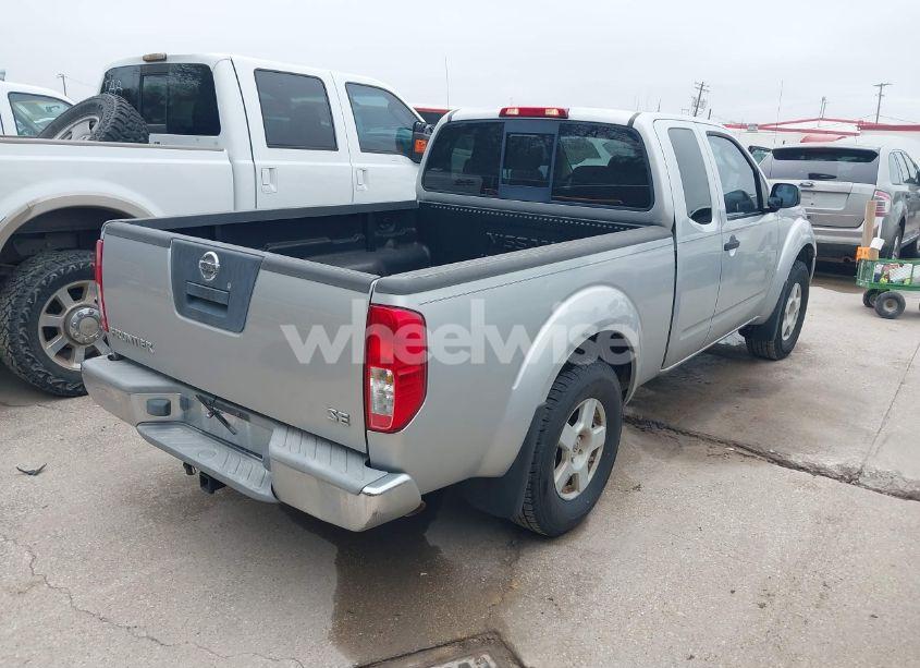 Photo 4 of 2005 Nissan Frontier SE (VIN 1N6AD06U55C415675)