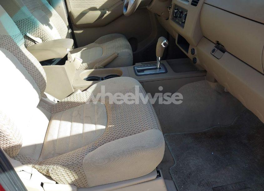 Photo 5 of 2006 Nissan Frontier LE (VIN 1N6AD06U56C460830)