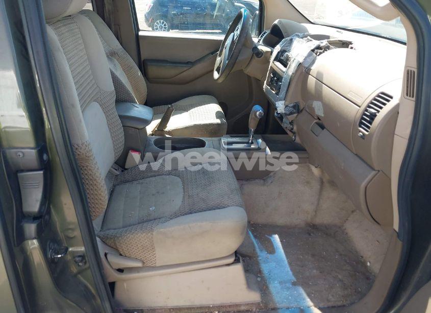 Photo 5 of 2005 Nissan Frontier SE (VIN 1N6AD06U85C425603)