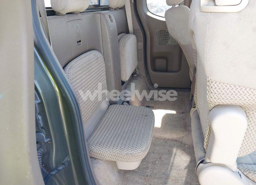 Photo 8 of 2005 Nissan Frontier SE (VIN 1N6AD06U85C425603)