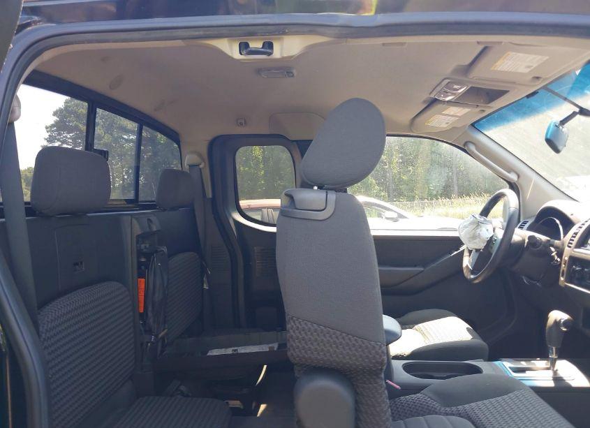 Photo 8 of 2005 Nissan Frontier LE (VIN 1N6AD06U85C435824)