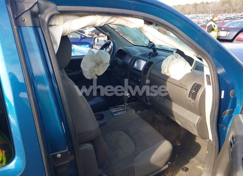 Photo 5 of 2005 Nissan Frontier LE (VIN 1N6AD06U95C449778)