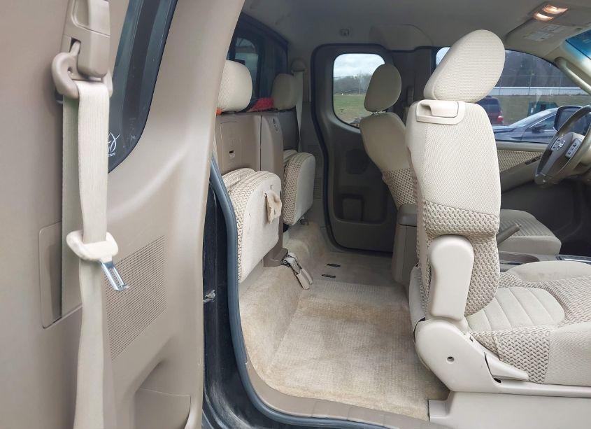 Photo 8 of 2005 Nissan Frontier LE (VIN 1N6AD06U95C458335)