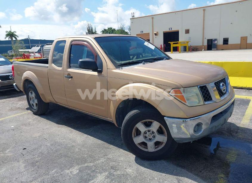 2005 Nissan Frontier SE (VIN 1N6AD06UX5C429054) main photo