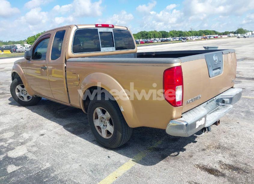 Photo 3 of 2005 Nissan Frontier SE (VIN 1N6AD06UX5C429054)