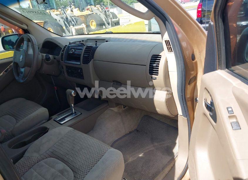 Photo 5 of 2005 Nissan Frontier SE (VIN 1N6AD06UX5C429054)