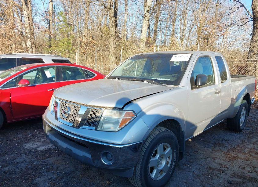 Photo 2 of 2006 Nissan Frontier SE (VIN 1N6AD06W06C472076)