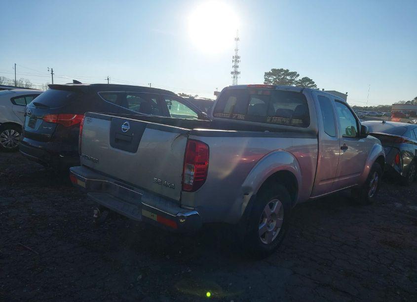 Photo 4 of 2006 Nissan Frontier SE (VIN 1N6AD06W06C472076)