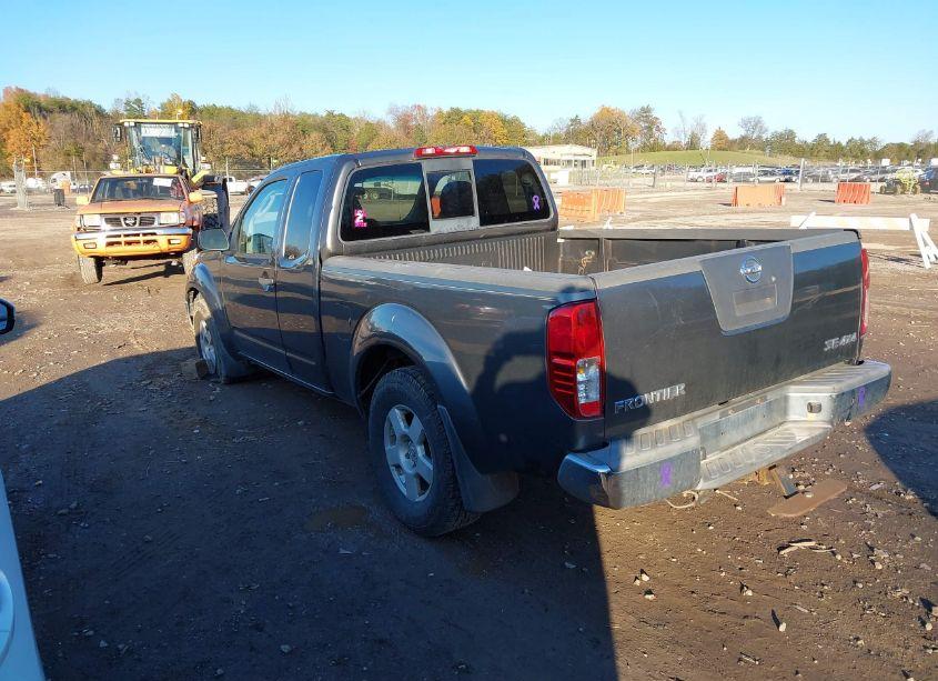 Photo 3 of 2007 Nissan Frontier SE (VIN 1N6AD06W07C411232)