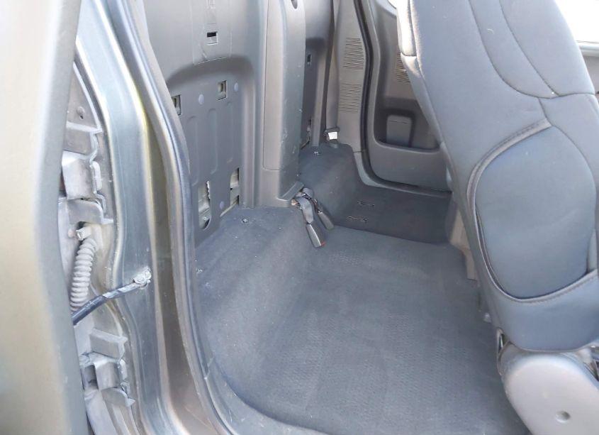 Photo 8 of 2007 Nissan Frontier SE (VIN 1N6AD06W07C411232)