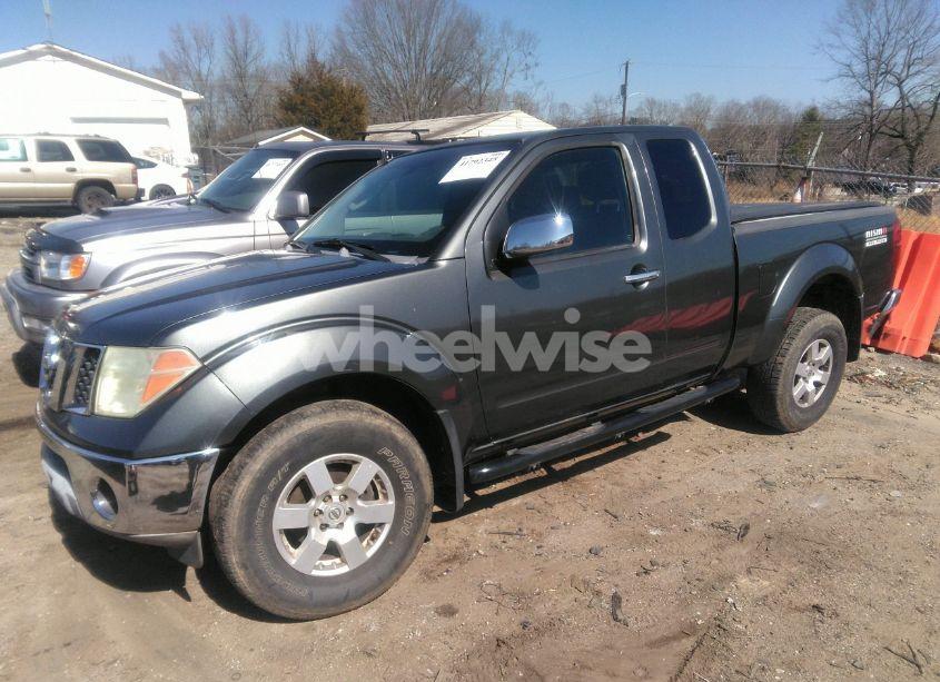 Photo 2 of 2007 Nissan Frontier NISMO OFF ROAD (VIN 1N6AD06W47C435467)