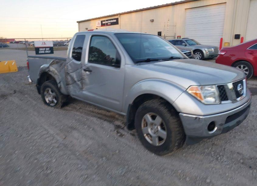 2007 Nissan Frontier SE (VIN 1N6AD06W47C457324) main photo