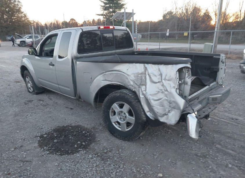 Photo 3 of 2007 Nissan Frontier SE (VIN 1N6AD06W47C457324)