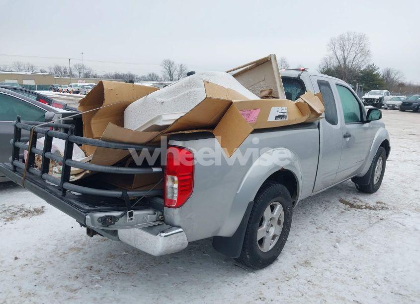Photo 4 of 2006 Nissan Frontier SE (VIN 1N6AD06W56C440708)