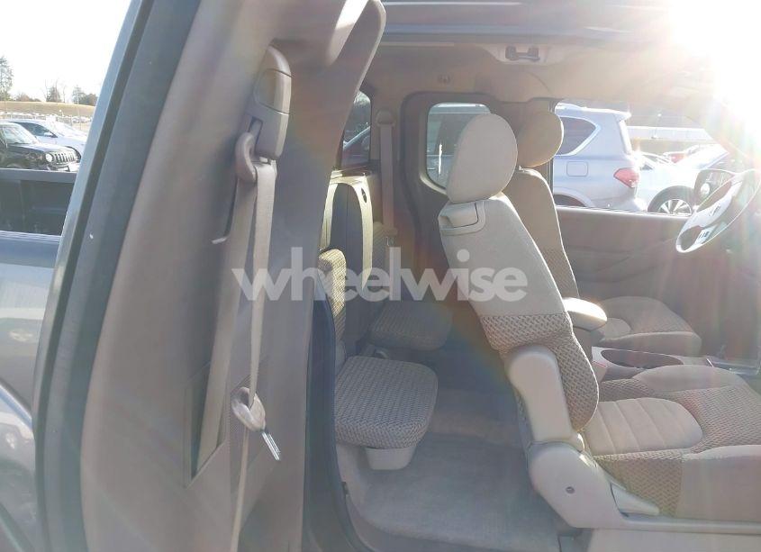 Photo 8 of 2005 Nissan Frontier SE (VIN 1N6AD06W65C448086)