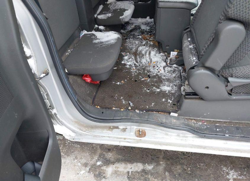 Photo 8 of 2005 Nissan Frontier SE (VIN 1N6AD06W75C451367)