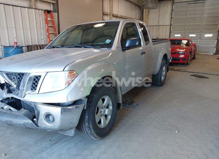 Photo 2 of 2009 Nissan Frontier SE (VIN 1N6AD06WX9C422077)