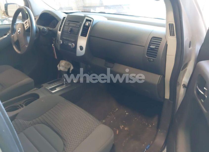 Photo 5 of 2009 Nissan Frontier SE (VIN 1N6AD06WX9C422077)