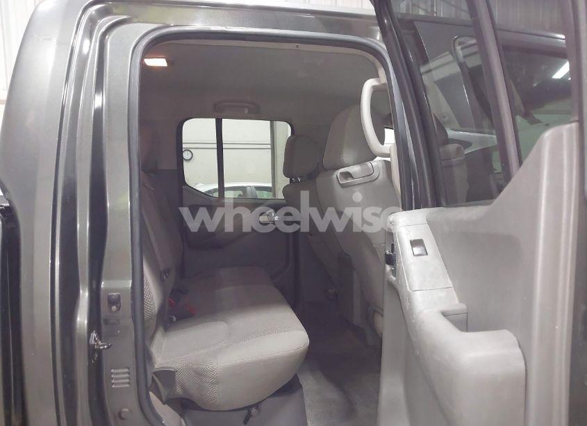 Photo 8 of 2005 Nissan Frontier SE (VIN 1N6AD07U05C457167)